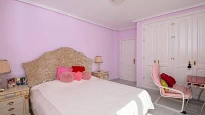 Reventa - Villa -
Orihuela Costa