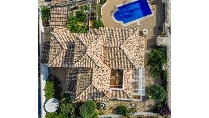 Reventa - Villa -
Orihuela Costa