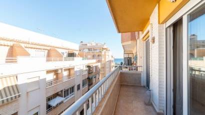 Återförsäljning - Apartment -
Torrevieja - Playa del cura