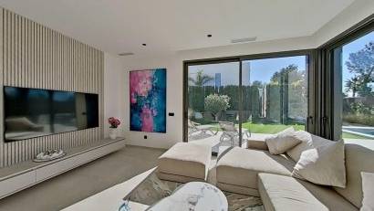 Återförsäljning - Villa -
Orihuela - Las Colinas Golf