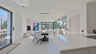 Återförsäljning - Villa -
Orihuela - Las Colinas Golf