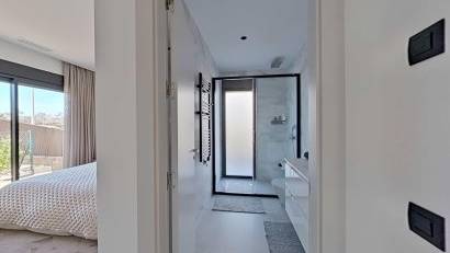 Återförsäljning - Villa -
Orihuela - Las Colinas Golf