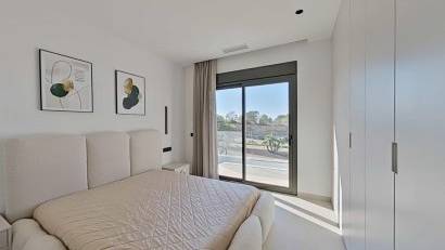 Återförsäljning - Villa -
Orihuela - Las Colinas Golf