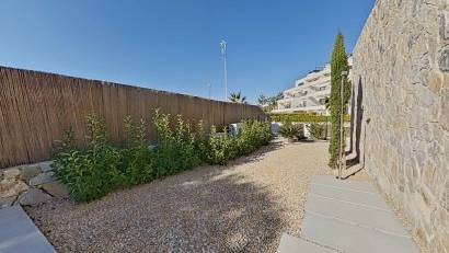 Återförsäljning - Villa -
Orihuela - Las Colinas Golf