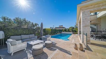 Reventa - Villa -
La Zenia