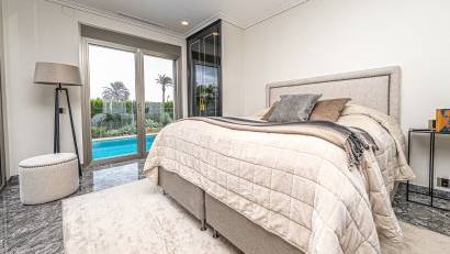 Reventa - Villa -
La Zenia