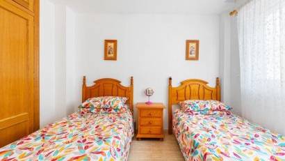 Återförsäljning - Apartment -
Orihuela Costa - Aguamarina