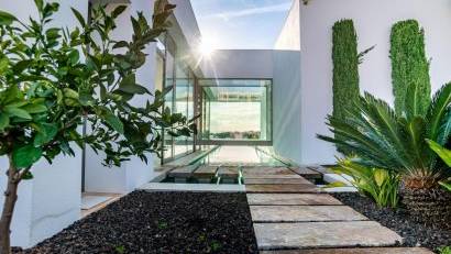 Resale - Villa -
Orihuela Costa