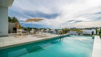 Resale - Villa -
Orihuela Costa