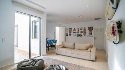 Resale - Villa -
Orihuela Costa