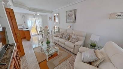 Återförsäljning - Radhus -
Orihuela Costa - La Regia