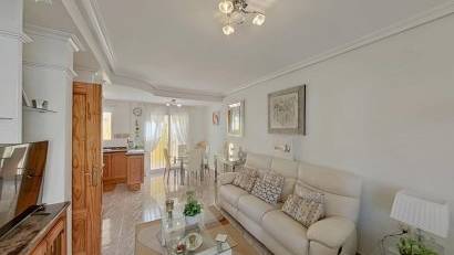 Återförsäljning - Radhus -
Orihuela Costa - La Regia