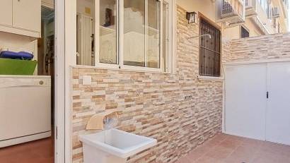 Återförsäljning - Apartment -
Torrevieja - Parque Acuático - Sector 25