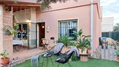 Resale - Semi detached -
Torrevieja - Parque Acuático - Sector 25