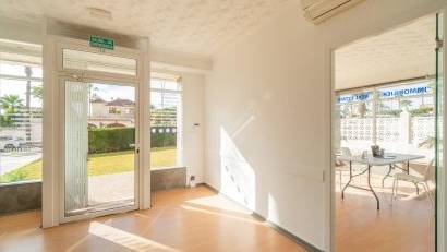 Långtidsuthyrning - Commercial Unit -
Orihuela Costa - La Zenia