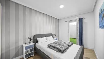 Återförsäljning - Radhus -
Torrevieja - Cabo cervera