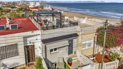 Återförsäljning - Radhus -
Torrevieja - Cabo cervera