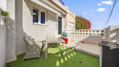 Återförsäljning - Radhus -
Torrevieja - Cabo cervera