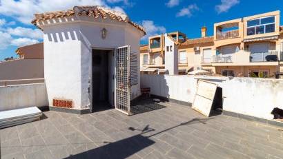 Återförsäljning - Villa -
Orihuela Costa - Los Almendros-La Florida