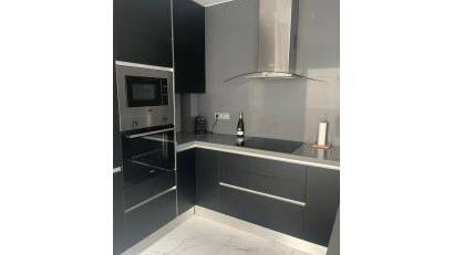 Reventa - Villa -
Villamartin - Villamartín