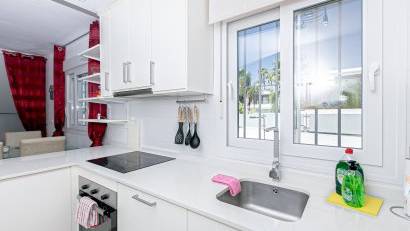 Reventa - Villa -
La Marina