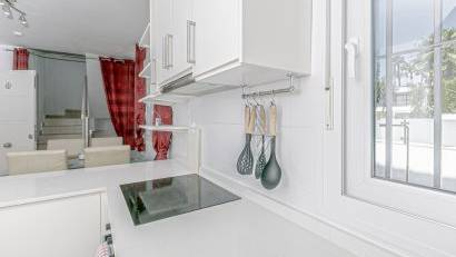 Reventa - Villa -
La Marina