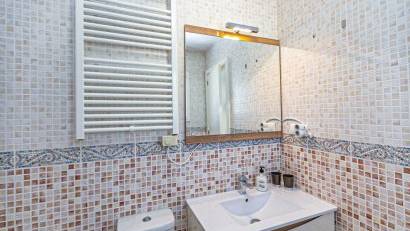 Reventa - Villa -
La Marina