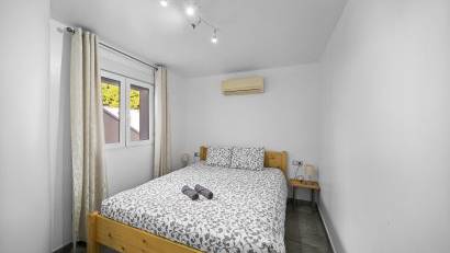 Återförsäljning - Villa -
Orihuela Costa - La Zenia