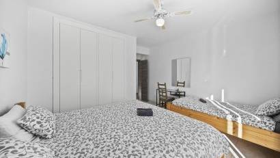 Återförsäljning - Villa -
Orihuela Costa - La Zenia