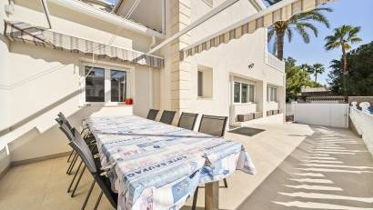 Återförsäljning - Villa -
Orihuela Costa - La Zenia