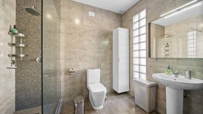 Återförsäljning - Villa -
Orihuela Costa - La Zenia