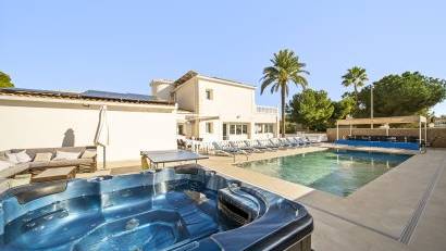 Återförsäljning - Villa -
Orihuela Costa - La Zenia