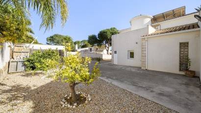 Återförsäljning - Villa -
Orihuela Costa - La Zenia