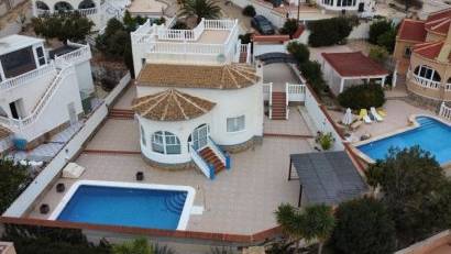 Resale - Villa -
Rojales