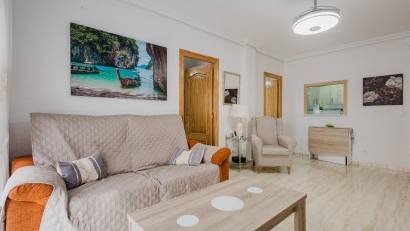 Återförsäljning - Apartment -
Torrevieja - Playa del Acequión