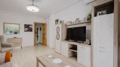Återförsäljning - Apartment -
Torrevieja - Playa del Acequión