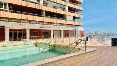 Återförsäljning - Apartment -
Torrevieja - Playa del Acequión
