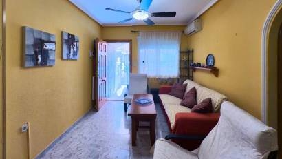 Återförsäljning - Apartment -
Torrevieja - La Mata