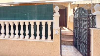 Återförsäljning - Apartment -
Torrevieja - La Mata