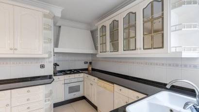 Återförsäljning - Apartment -
Torrevieja - Paseo maritimo