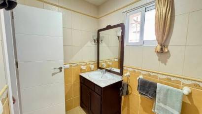 Återförsäljning - Villa -
Torrevieja - Los Altos