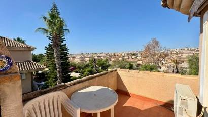 Återförsäljning - Villa -
Torrevieja - Los Altos