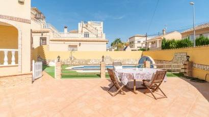 Resale - Detached villa -
Orihuela Costa - Los Almendros-La Florida