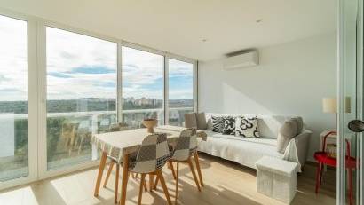 Resale - Apartment -
Guardamar del Segura - Puerto Deportivo