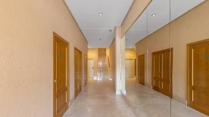 Reventa - Apartment -
Los Montesinos