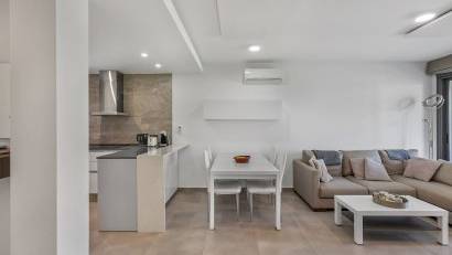 Återförsäljning - Apartment -
Punta Prima