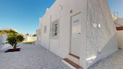 Återförsäljning - Bungalow -
Orihuela Costa - Villamartín