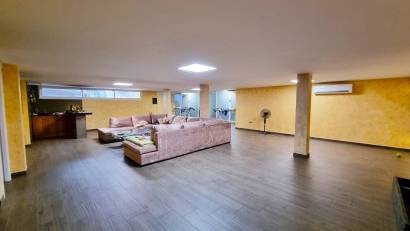 Återförsäljning - Villa -
Torrevieja - La Mata