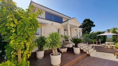 Återförsäljning - Villa -
Torrevieja - La Mata