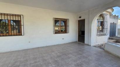 Återförsäljning - Villa -
Torrevieja - El Chaparal